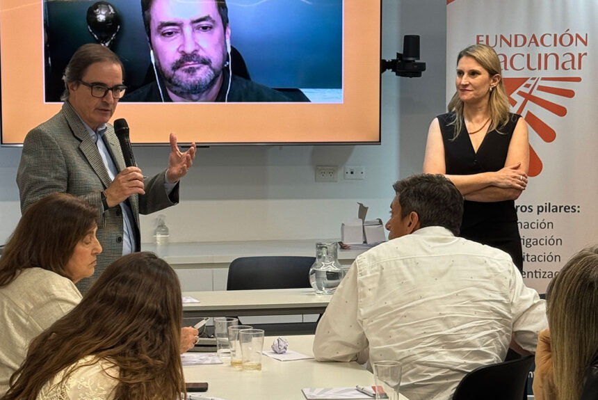 Encuentros con los expertos en la Fundación Vacunar: “Experiencias y avances de la vacunación contra el dengue” Encuentros con los expertos en la Fundación Vacunar: “Experiencias y avances de la vacunación contra el dengue”