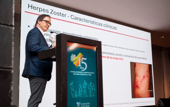 Percepción de mitos sobre vacunas en la práctica diaria: Encuesta a profesionales de la salud Percepción de mitos sobre vacunas en la práctica diaria: Encuesta a profesionales de la salud